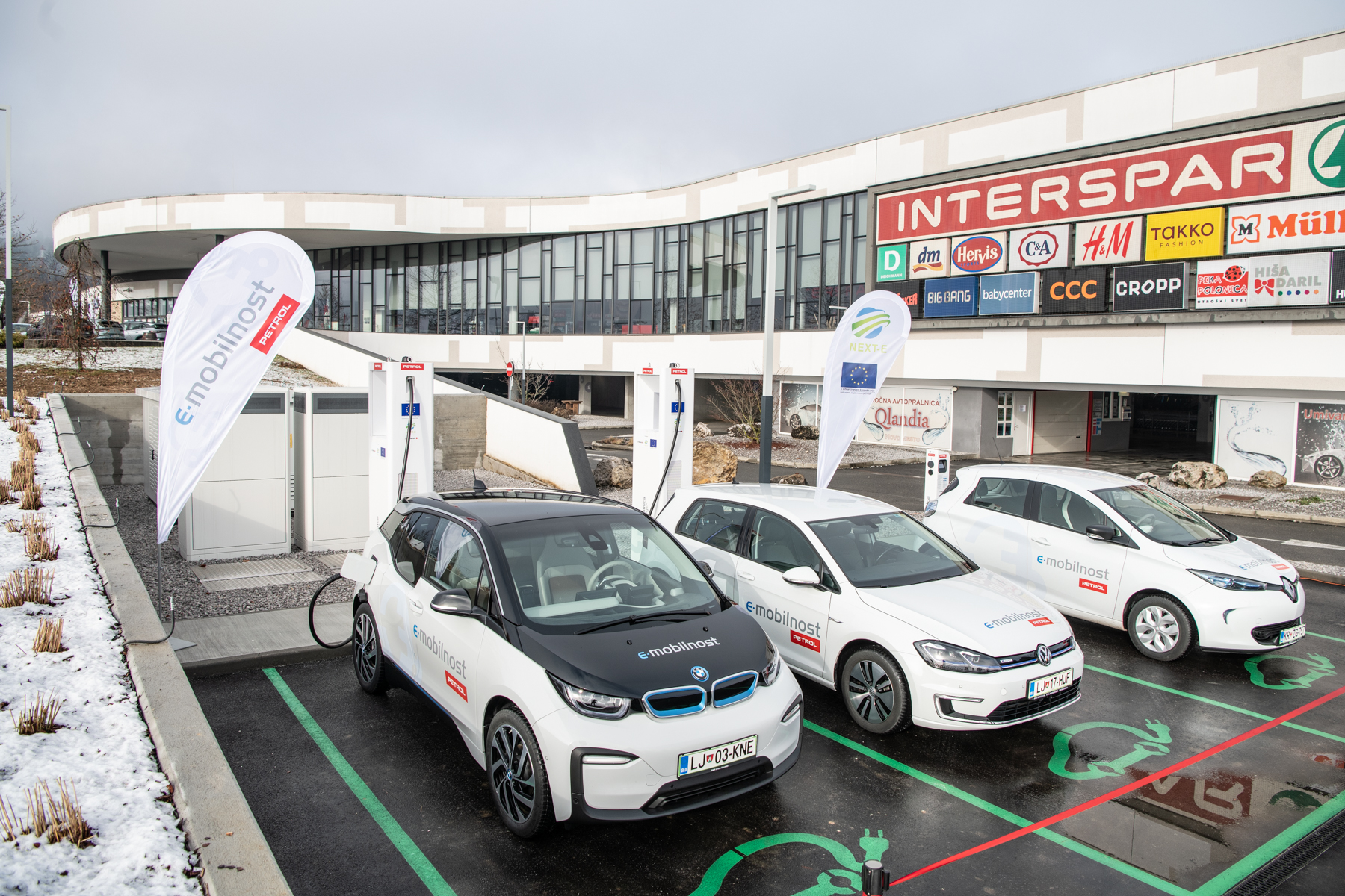 Odprtje najsodobnejšega centra za polnjenje električnih vozil z e-polnilnicami na Dolenjskem (6)