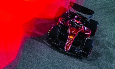 Dvojna zmaga Ferrarija v Bahrajnu