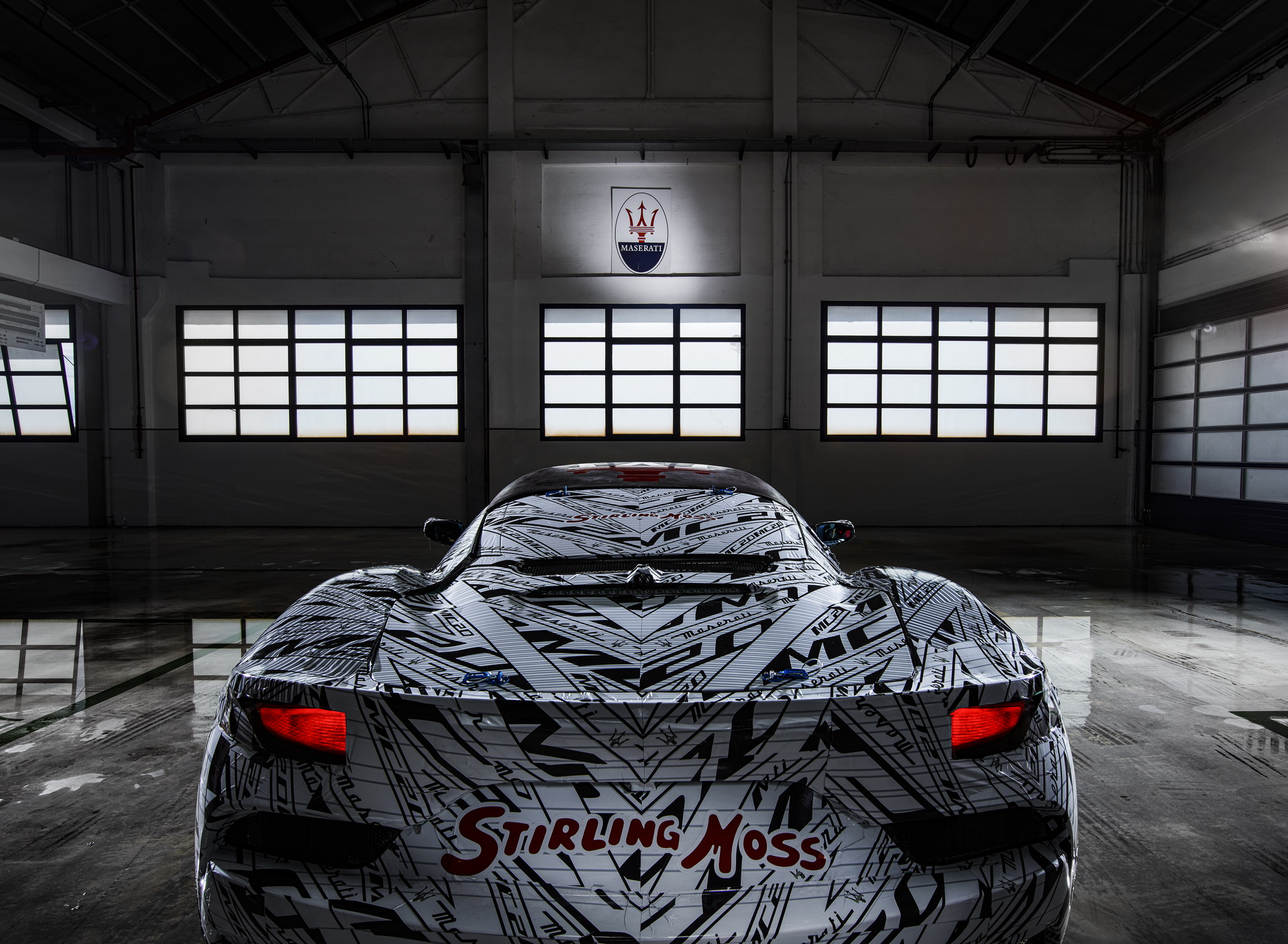 maserati-mc20-stirling-moss (1)