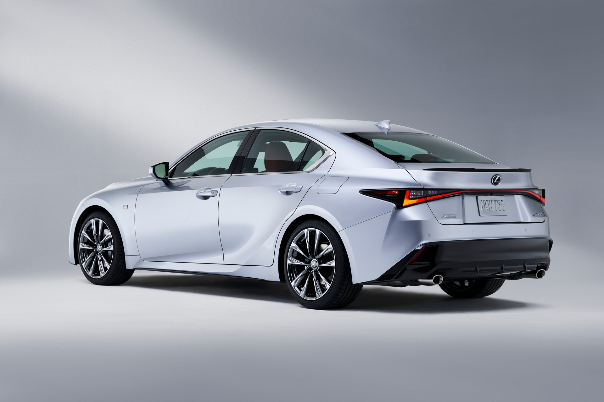 2021-Lexus-IS (1)