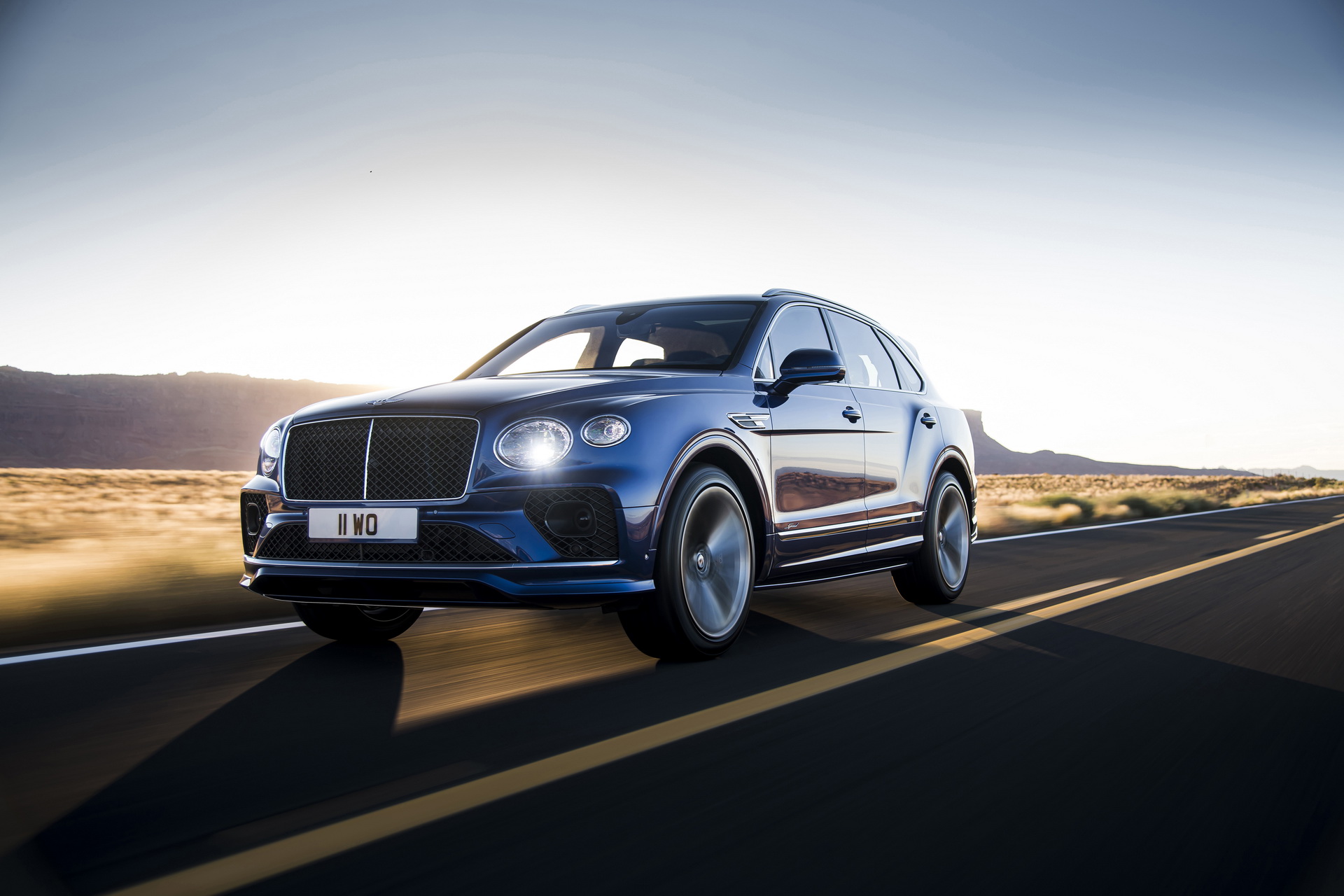 2021-Bentley-Bentayga-Speed (7)