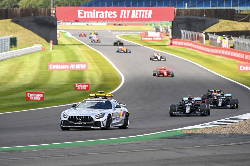 Formel 1 - Mercedes-AMG Petronas Motorsport, Großer Preis von Großbritannien 2020. Lewis Hamilton Valtteri Bottas Formula One - Mercedes-AMG Petronas Motorsport, British GP 2020. Lewis Hamilton Valtteri Bottas