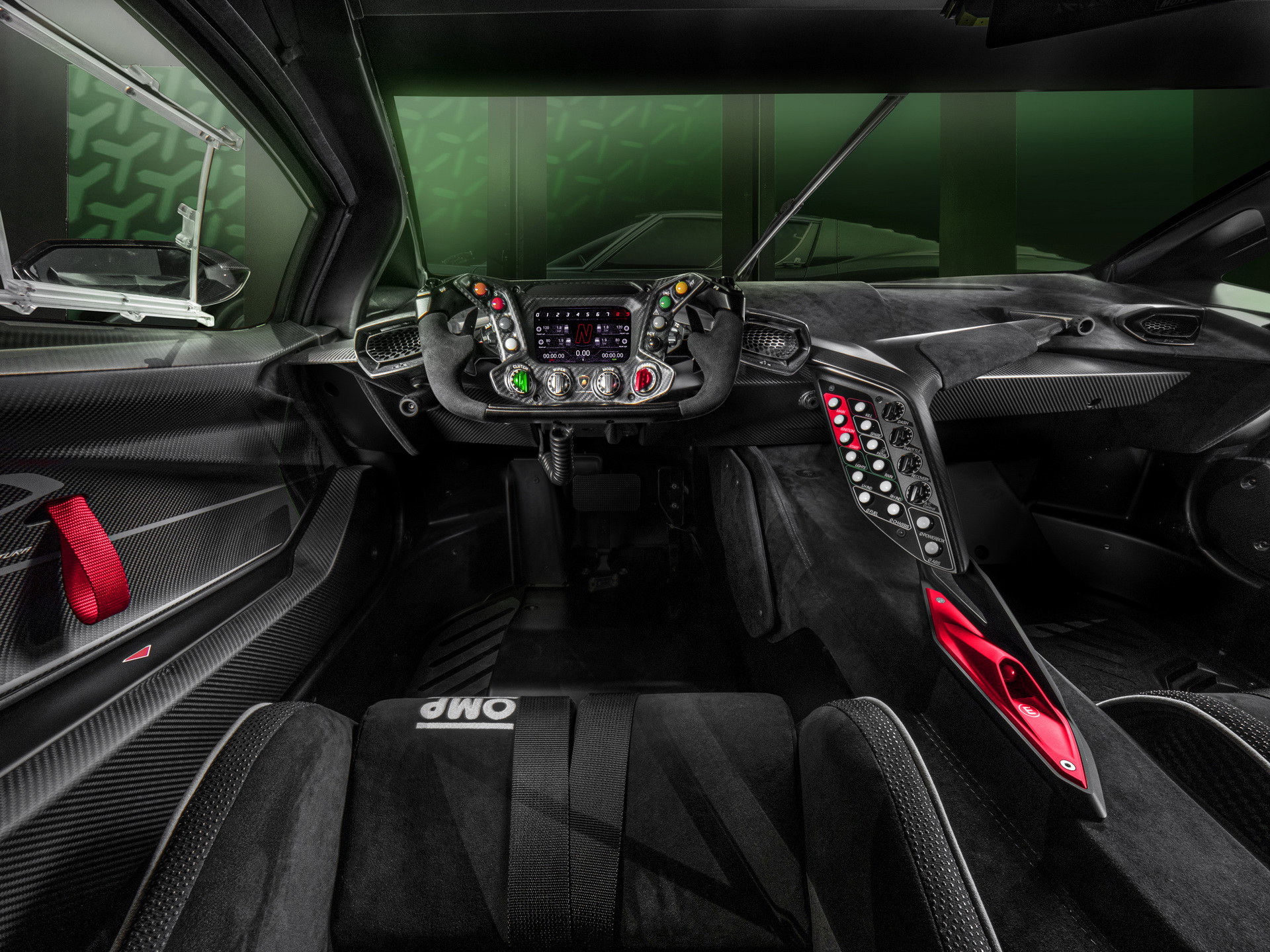 Lamborghini-Essenza-SCV12 (7)