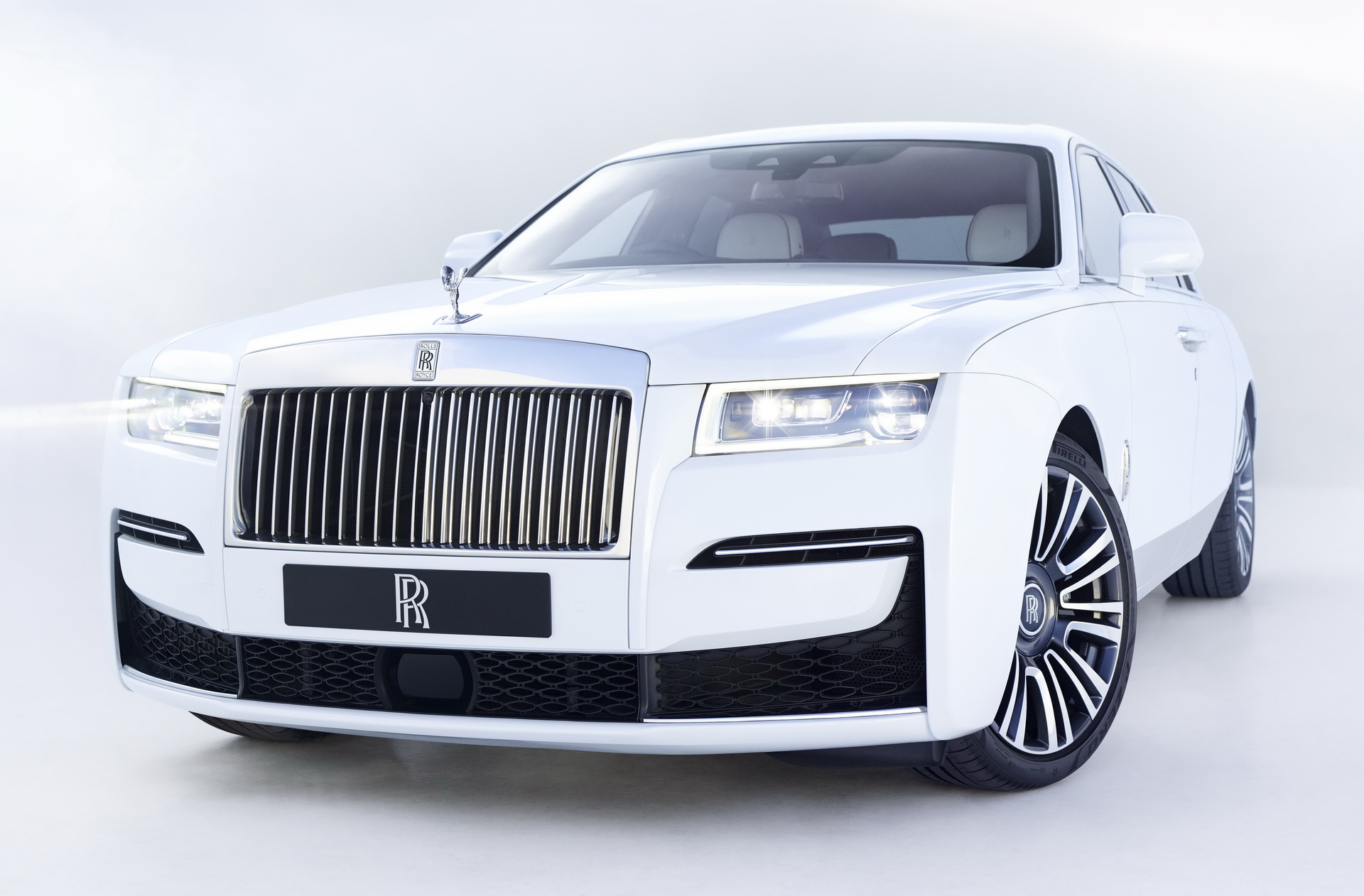 Rolls-Royce-Ghost (7)