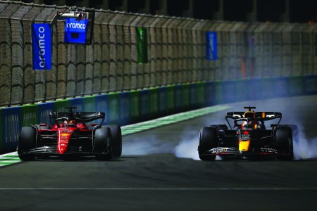 Verstappen ukanil Leclerca