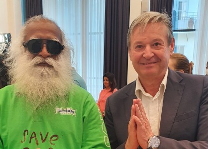 Sadhguru v Ljubljani