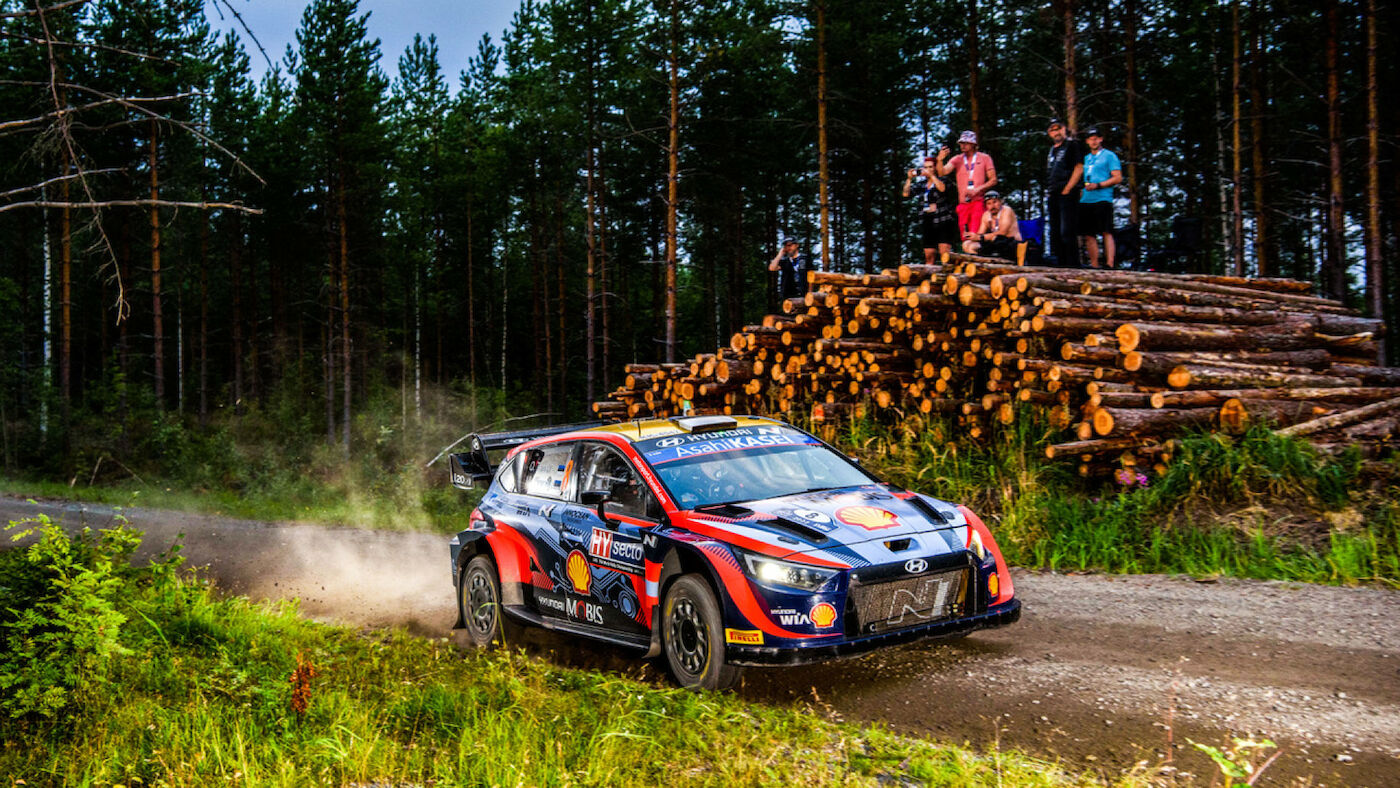 060722_At-Ott-Tanak_RallyFinland_688fd_f_1400x788