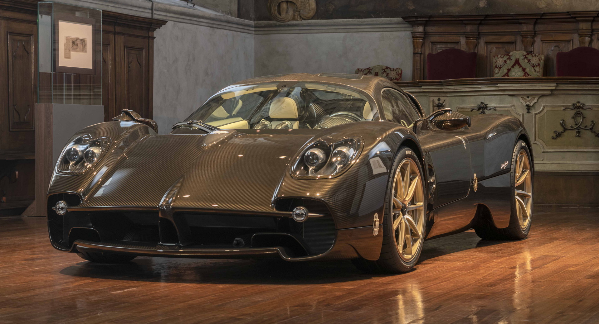 Pagani-Utopia (3)
