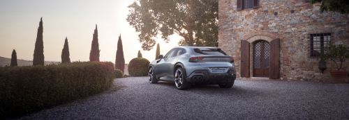 SUV + V12 = Ferrari Purosangue