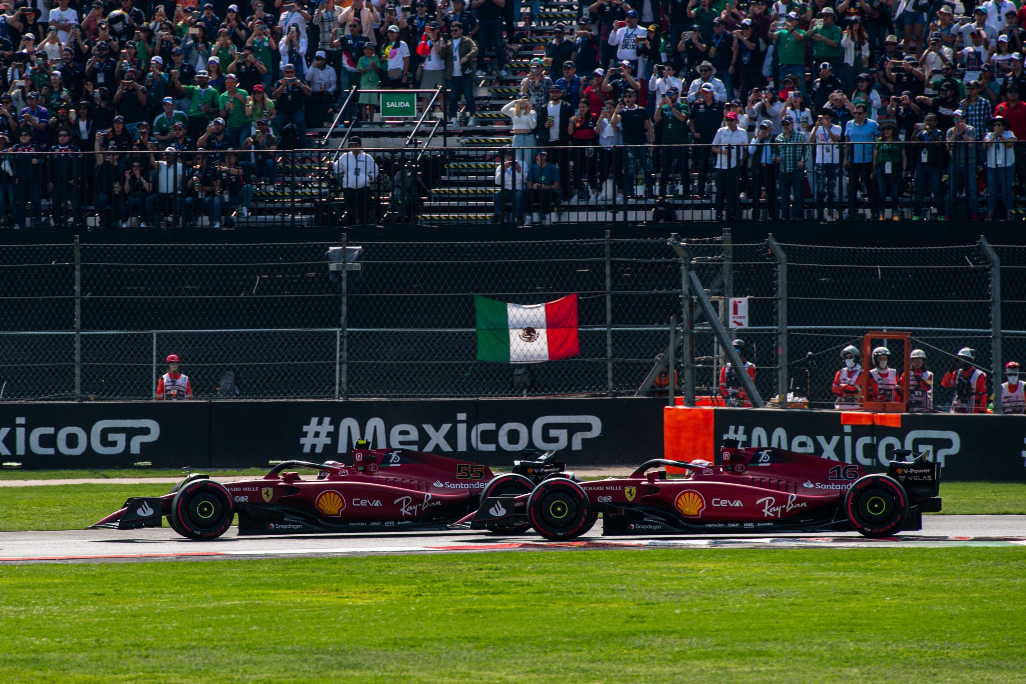 220052-scuderia-ferrari-mexican-gp-2022-race