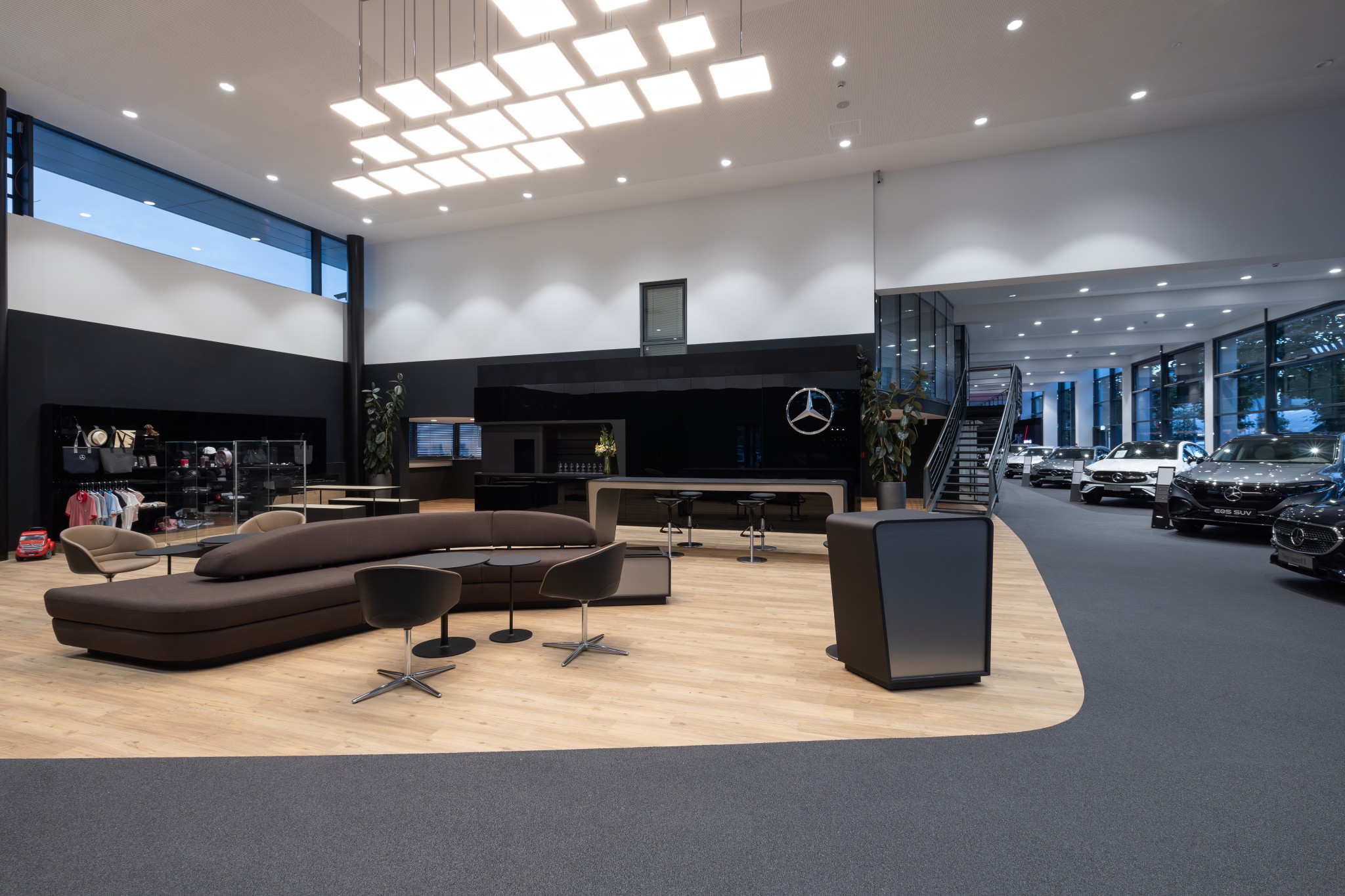 Mercedes-otvoritevprodajnoservisnegasalona-Foto_Ziga_Intihar-127