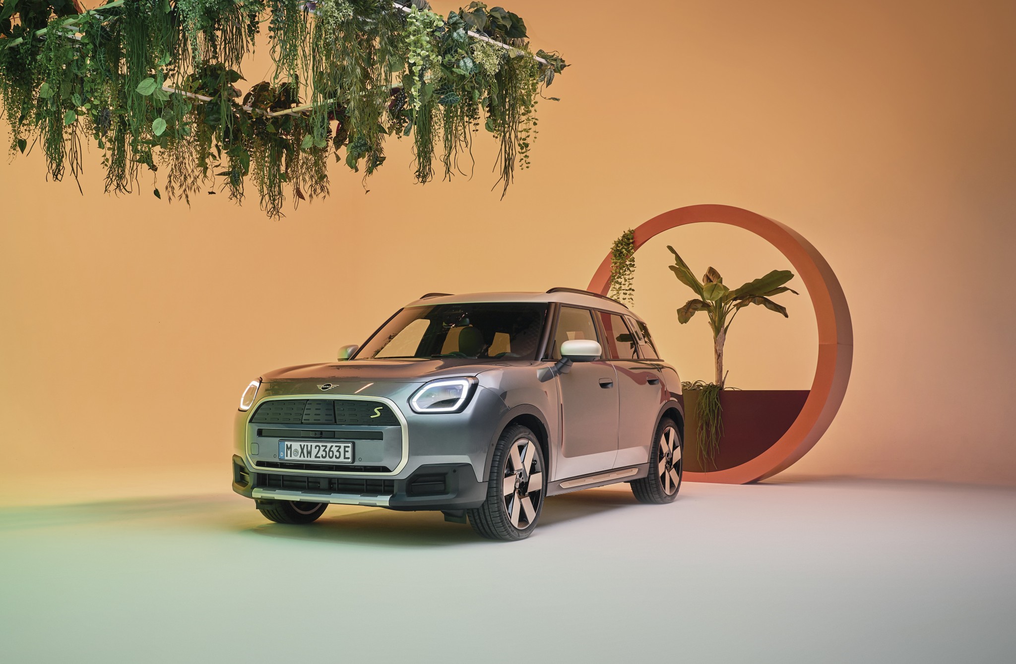 P90518532_highRes_mini-countryman-se-a