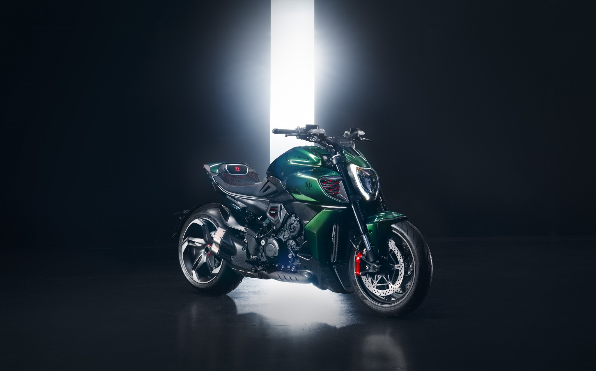 Ducati Diavel for Bentley - 3