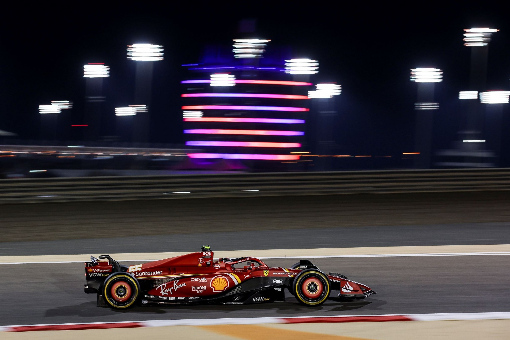 240007-f1-test-pre-season-bahrain-day-1_86e1ef8b-087d-48cb-8682-a4518f59262c