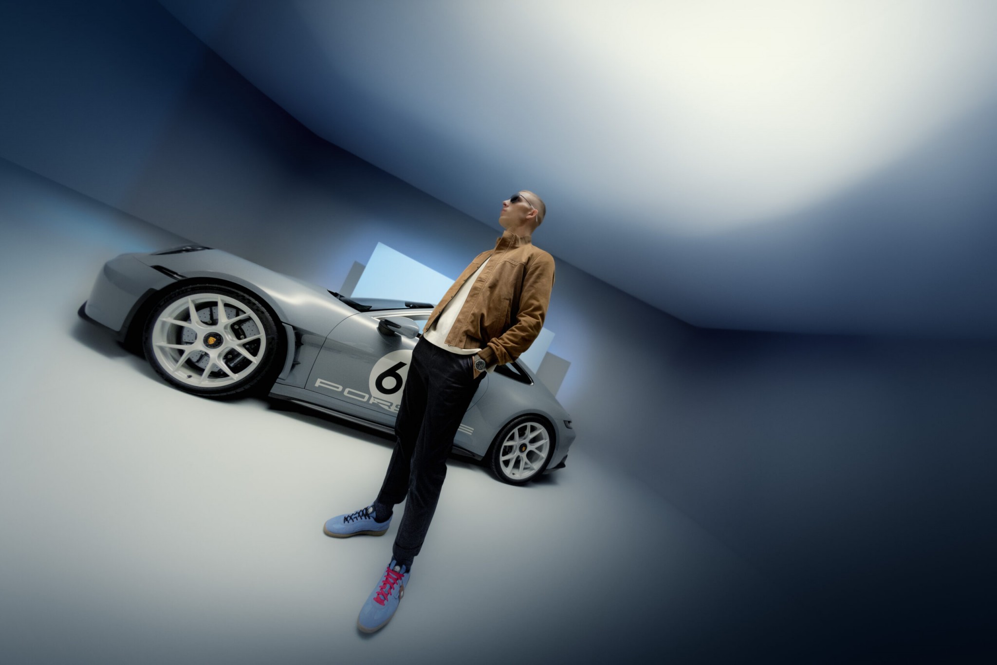 m01_PLX_London_wf06_lay-1-scaled