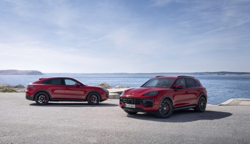 Vroč duet iz Porscheja