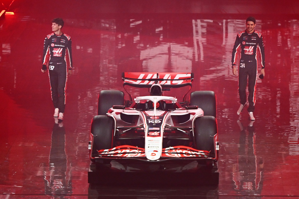 LONDON, ENGLAND - FEBRUARY 18: Oliver Bearman of Great Britain and Esteban Ocon of France and Haas F1 take to the stage during F1 75 Live at The O2 Arena on February 18, 2025 in London, England. (Photo by Clive Mason - Formula 1/Formula 1 via Getty Images)