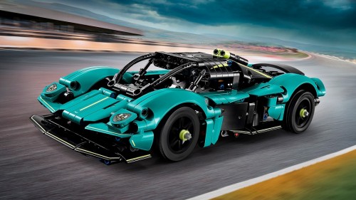 Aston Martin Valkyrie iz LEGO kock