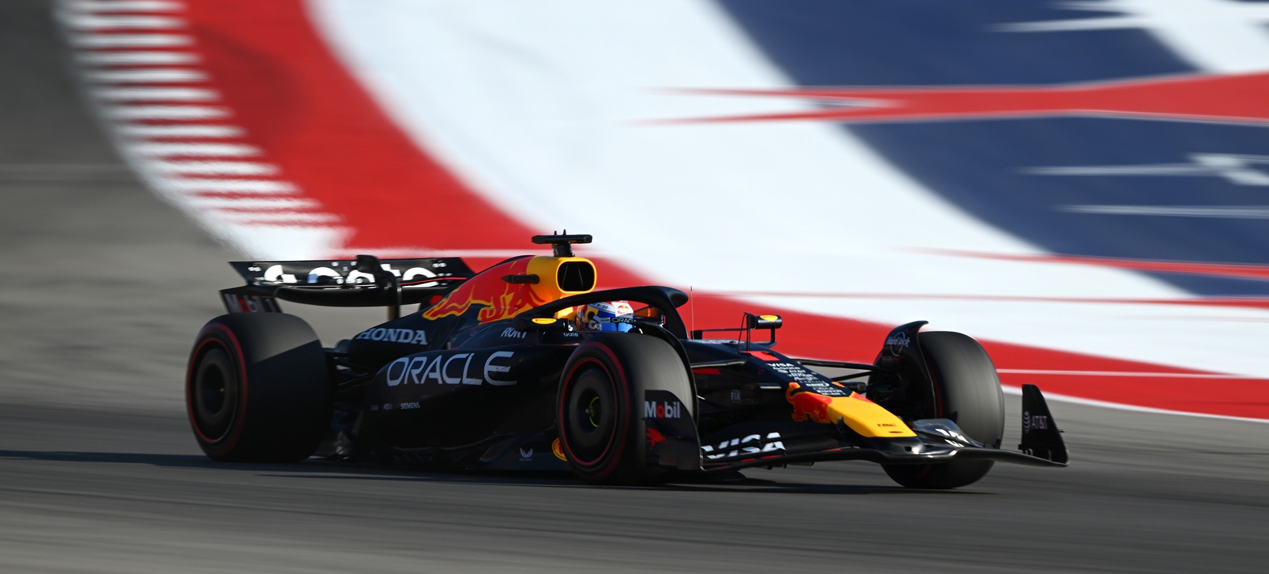 AUSTIN, TEXAS - OCTOBER 18: Max Verstappen of the Netherlands driving the (1) Oracle Red Bull Racing RB21 on track during Qualifying ahead of the F1 Grand Prix of United States at Circuit of The Americas on October 18, 2025 in Austin, Texas. (Photo by Clive Mason/Getty Images) // Getty Images / Red Bull Content Pool // SI202510190078 // Usage for editorial use only //