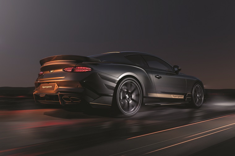 21 - New Supersports,rear 3qtr dynamic