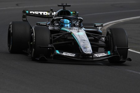 Russell zmagovito začel novo ero