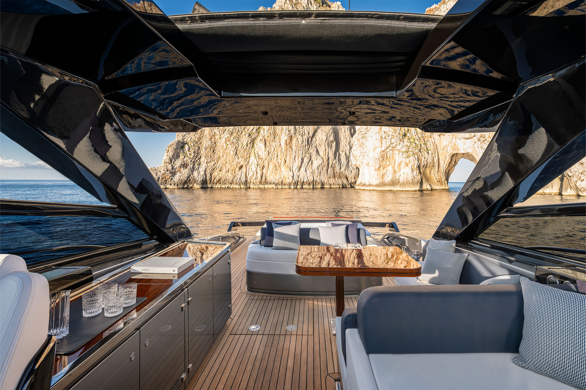 Riva_58'CapriNew_Internal_1